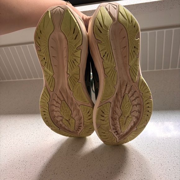 Men’s ASICS NovaBlast v4 - Picture 4 of 6